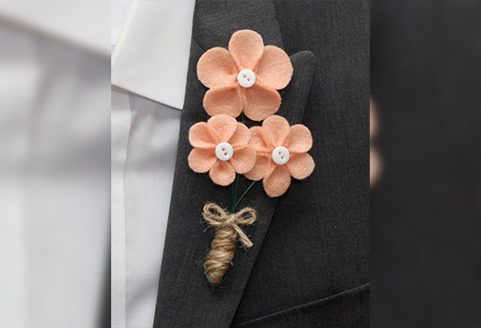 Бутоньерка 25