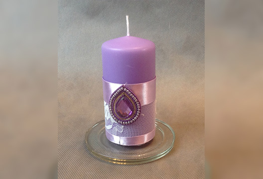 Фиолетовая свечка «Домашний очаг»